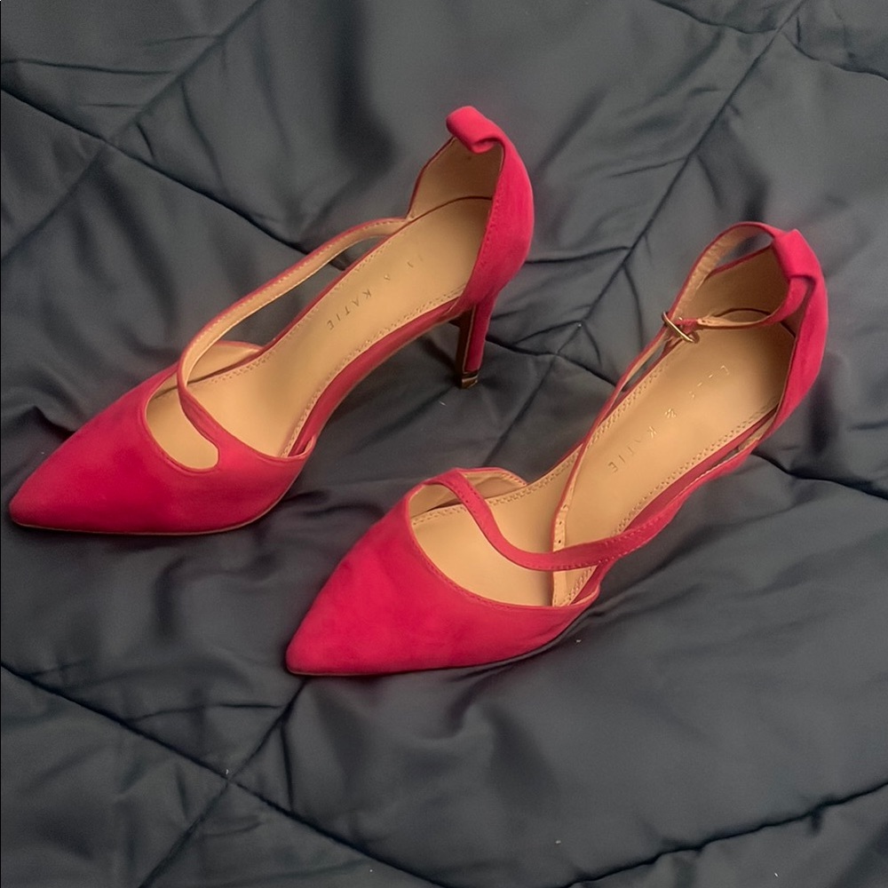 Red Pointed Toe Heels with Straps